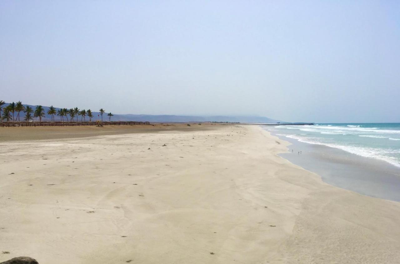 Luxury Suite - Amazing Views & Lovely Garden Salalah Exterior photo